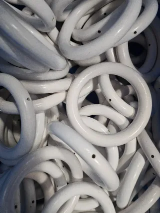 25 aros madera blancos -85 cm-