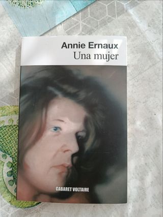 Una mujer