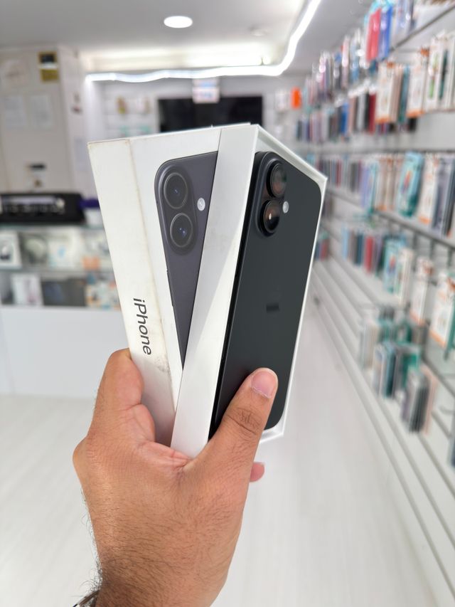 iPhone 16 256GB