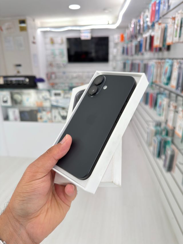 iPhone 16 256GB