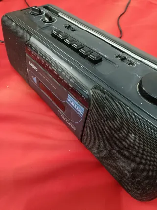 Radio Cassette Sanyo Negro