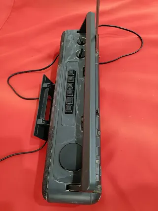 Radio Cassette Sanyo Negro