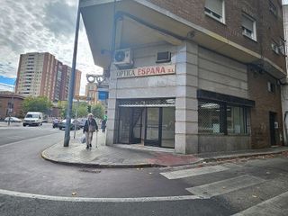 Local comercial en venta en El Pilar - La Estación en Talavera de la Reina