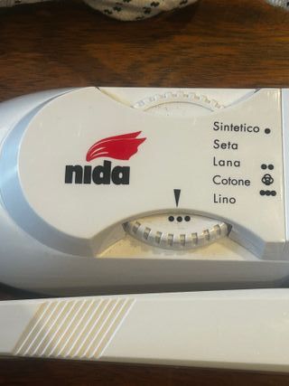Ferro da stiro da viaggio NIDA