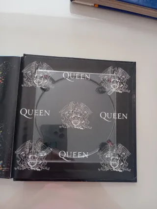Queen A Kind Of Magic Libro