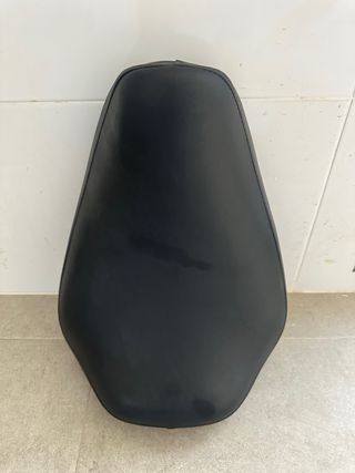 Asiento Harley Davidson Sportster Negro