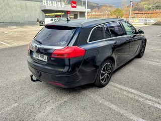 Opel Insignia 2011
