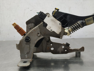 PEDAL EMBRAGUE NISSAN QASHQAI (J11E) 465038803RB