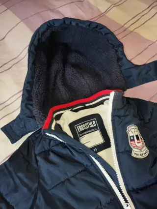 Chaqueta azul niño con capucha