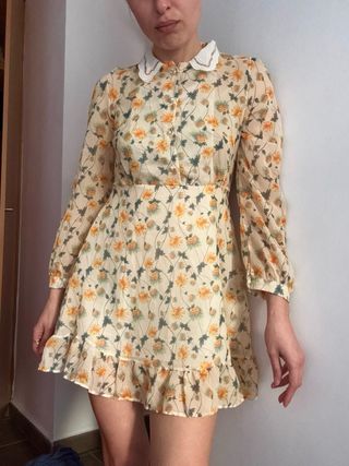 Vestido YPY floral con cuello blanco