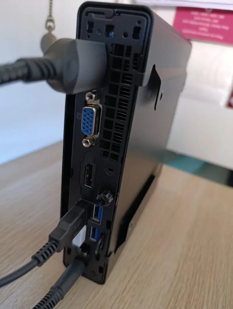 MINI PC HP ProDesk 600 procesador IntelI5  12 GB R afbeelding 6