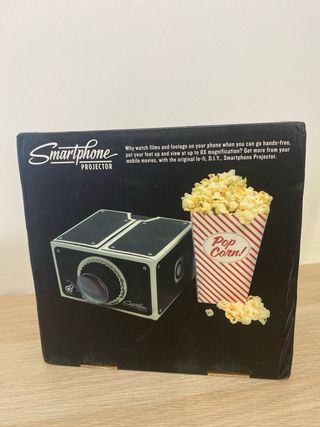Proyector Smartphone Cartón