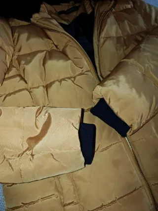 Casaco Lefties com capuz e pelo