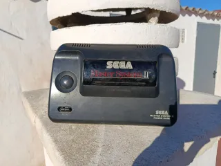 Sega Master System II + 2 Mandos