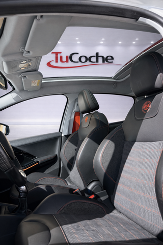 Peugeot 208 ROLAND GARROS