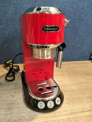 Cafetera DeLonghi EC680.R - 15 bar