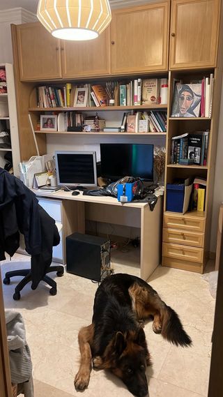 Composición modular para dormitorio o despacho.