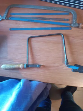 Serrucho y sierra marquetería