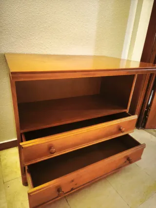 Mesa escritorio de madera con 2 cajones