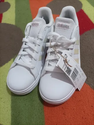 Zapatillas Adidas Grand Court 2.0 Niña