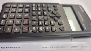 CALCULADORA CASIO FX82 MS