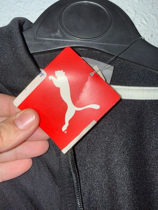 Chaqueta Puma Negra Talla M Nueva sin estrenar