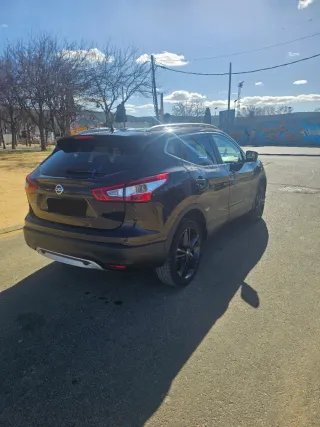 Nissan Qashqai black edition con todos los extras