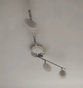 Lámpara de techo moderna metal y cristal