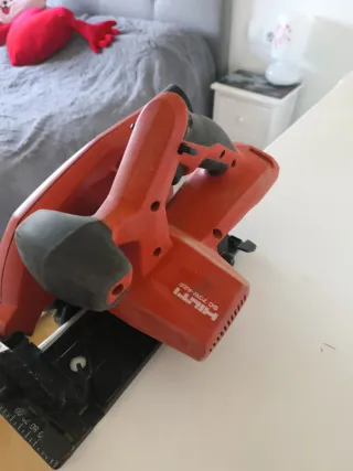 Sierra Circular Hilti SC 70W-A22