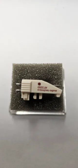 Puntina Audio-Technica AT3250