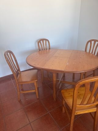 Mesa de comedor redonda con 4 sillas, extendible