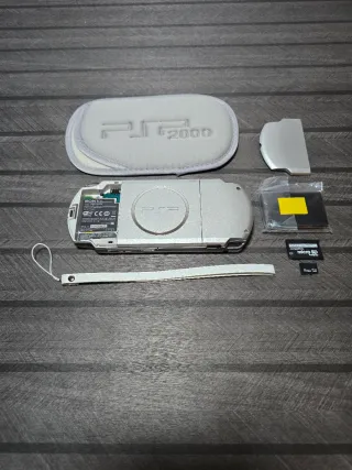 PSP Slim 3004 Mystic Silver