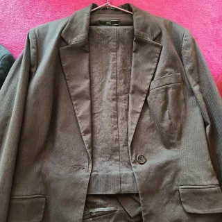 3 trajes talla M -42-44