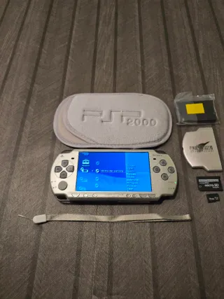 PSP Slim 2004 Final Fantasy Edición Plata