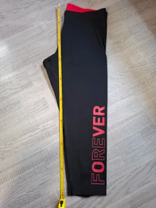 Mallas deportivas negras con detalle rojo XL