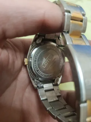 Reloj Lotus Hombre Oro y Plata