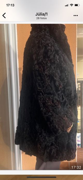 Chaquetón de astracán negro