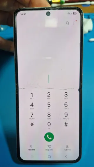 Display Samsung Z Flip 5