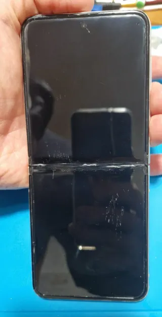 Display Samsung Z Flip 5