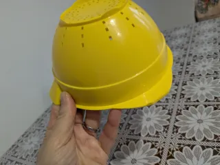 Scolapasta giallo in plastica piccolo