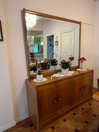 Salón comedor madera y tela