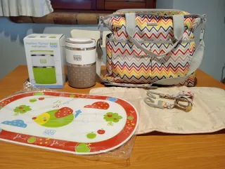 Lote bebé: Bolsa Tuctuc maternal y papillero Saro