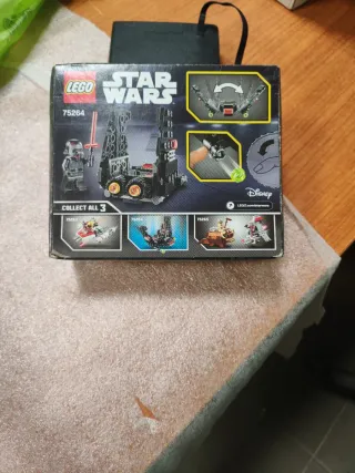 LEGO Star Wars 75264 Kylo Ren's Shuttle