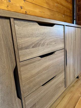 Mueble TV alto madera y metal