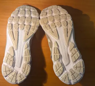 Deportivas Under Armour Beige Talla 42