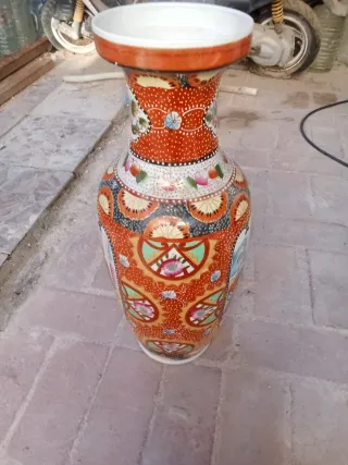 Jarrón de cerámica multicolor