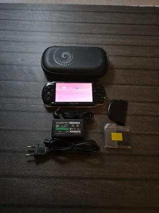 PSP Slim 3004 Japón Edición Negra