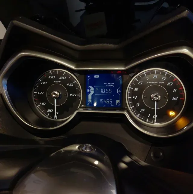 YAMAHA X MAX 125 TECH MAX - PETROL