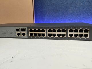 OvisLink FSH‑2422G Switch Web‑Smart 24 Puertos PoE