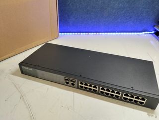 OvisLink FSH‑2422G Switch Web‑Smart 24 Puertos PoE